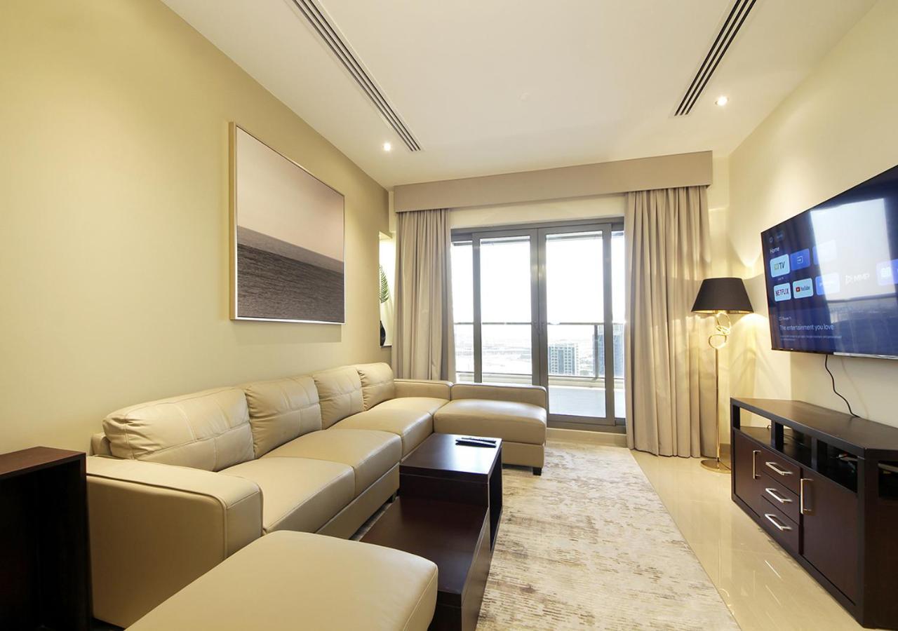 Downtown In 2br Chic Elite Apartment